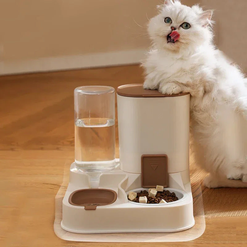 Lulu Kitty Automatic Water Feeder Food Container